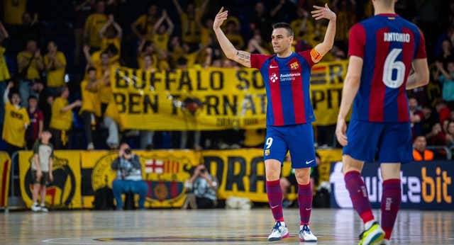 ‘Goles y cicatrices’, un libro “terapéutico” para el ‘Búfalo’ Lozano
