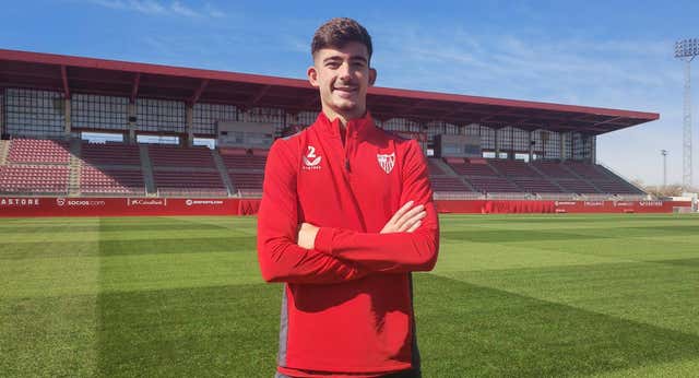Kike Salas: «Jugar con Sergio Ramos está siendo cumplir el sueño de niño»