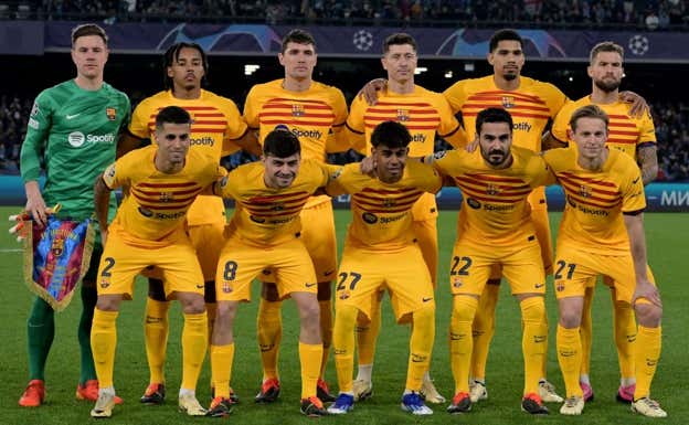 Once del Barcelona el pasado miércoles en Nápoles.  AFP