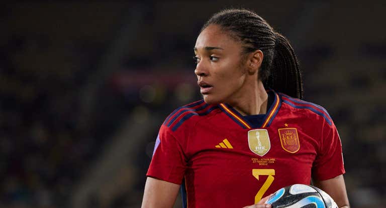 Salma Paralluelo, jugadora del FC Barcelona Femenino y la Selección, durante el partido entre España y Países Bajos en la semifinal de la Women's Nations League que se disputó en el estadio de La Cartuja de Sevilla.