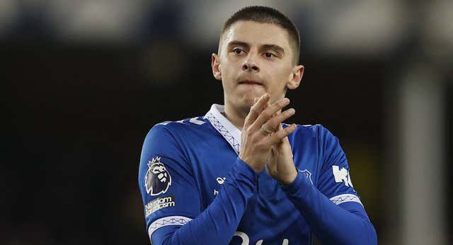 La Premier reduce la sanción al Everton, que recupera cuatro puntos