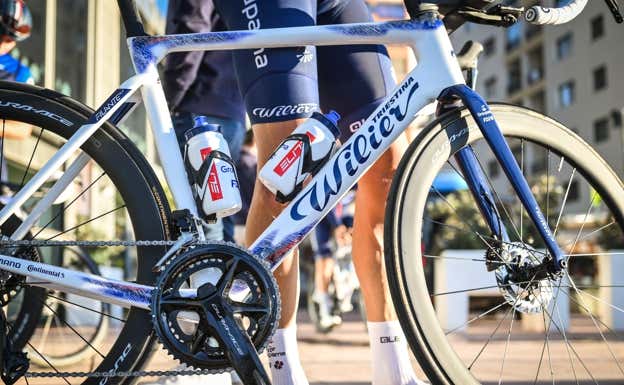 Nueva bicicleta Wilier Triestina del equipo Groupama-FDJ. GROUPAMA-FDJ