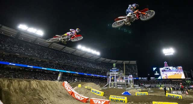 ¿Un circuito de Supercross en el Bernabéu? Jorge Prado ya se lo imagina