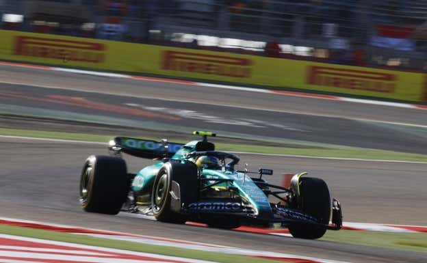 Fernando Alonso, en los libres del GP de Baréin 2024 de F1.  Aston Martin