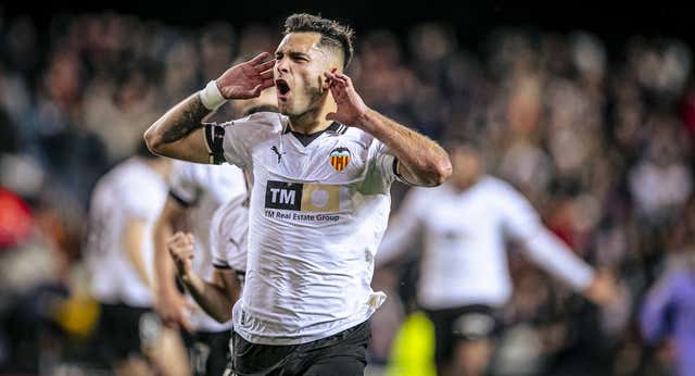 Palo y zanahoria de Hugo Duro para Vinicius: «Le he dicho que no nos falte al respeto; si se centra será todavía mejor»