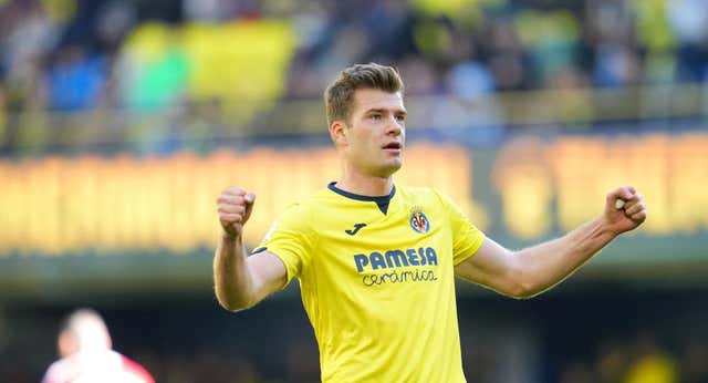 Sorloth y Parejo se visten de Haaland y De Bruyne ante un Granada sin alma
