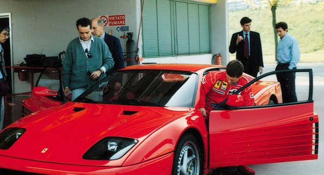 Un Ferrari robado al expiloto Gerhard Berger es encontrado casi 30 años después