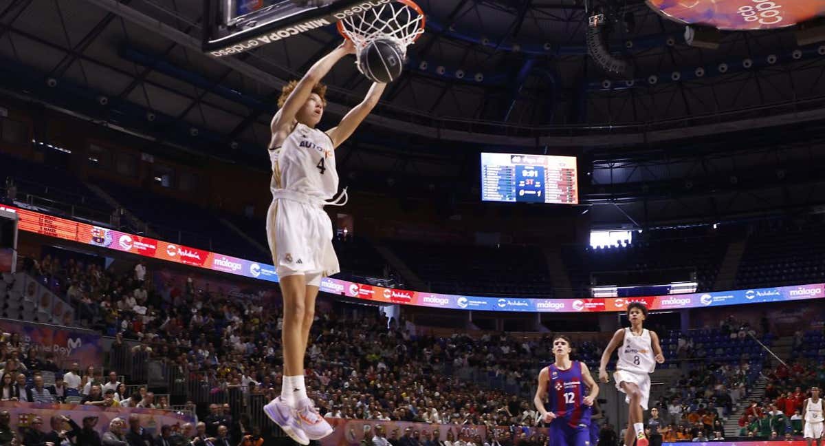 Rhys Robinson machaca en la final de la Minicopa con el Real Madrid. /ACB MEDIA | E. Cobos