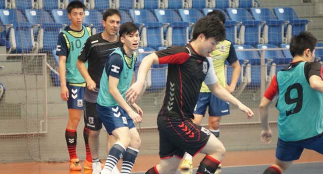 El ‘One Club Man’ que emigra a Japón por lealtad a Osasuna