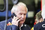 El incendio en Red Bull pone en la cuerda floja a Helmut Marko y Max Verstappen estalla: «Si se va, tendremos un gran problema»