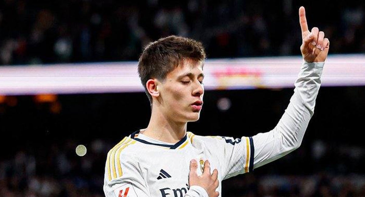 Arda Güler celebra su primer gol en el Santiago Bernabéu.