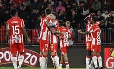 Marezi rescata al Almería y amarga al Sevilla en el 95'