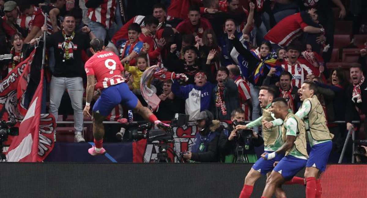 Memphis celebrando el 2-1 ante el Inter de Milán. /AFP