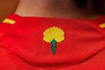 ¿De dónde viene el rebuscado clavel de la nueva camiseta de España para la Eurocopa?