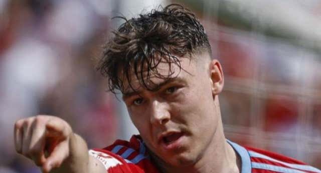 Claudio Giráldez impulsa al mejor Celta de la temporada y mete en un lío al Sevilla