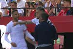 Tensión entre Quique y En-Nesyri: reproches, patadas y un mensaje del técnico: «No puedo permitir que nadie se sienta diferente a otros»