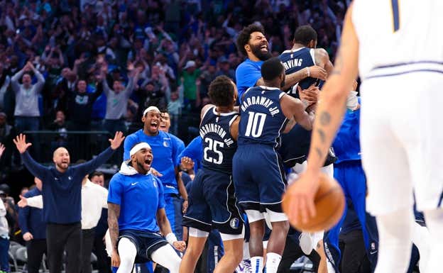 Los Dallas Mavericks han integrado a Kyrie Irving.  REUTERS