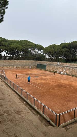 La pista central del club. RELEVO