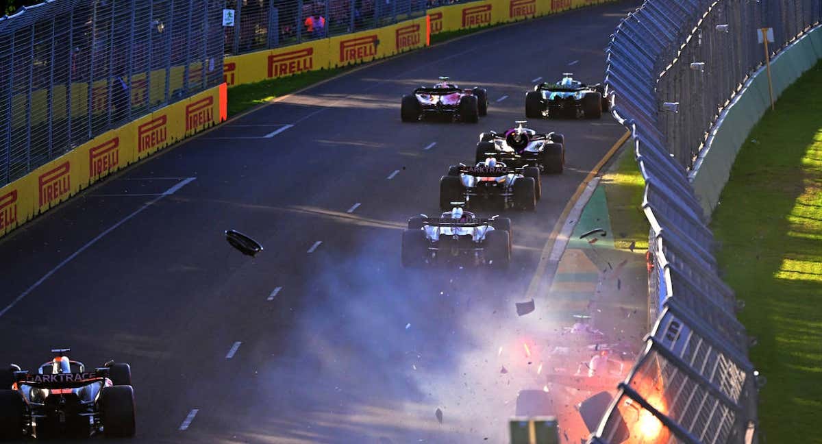 Instante del choque entre Ocon y Gasly el año pasado en Australia. /Getty