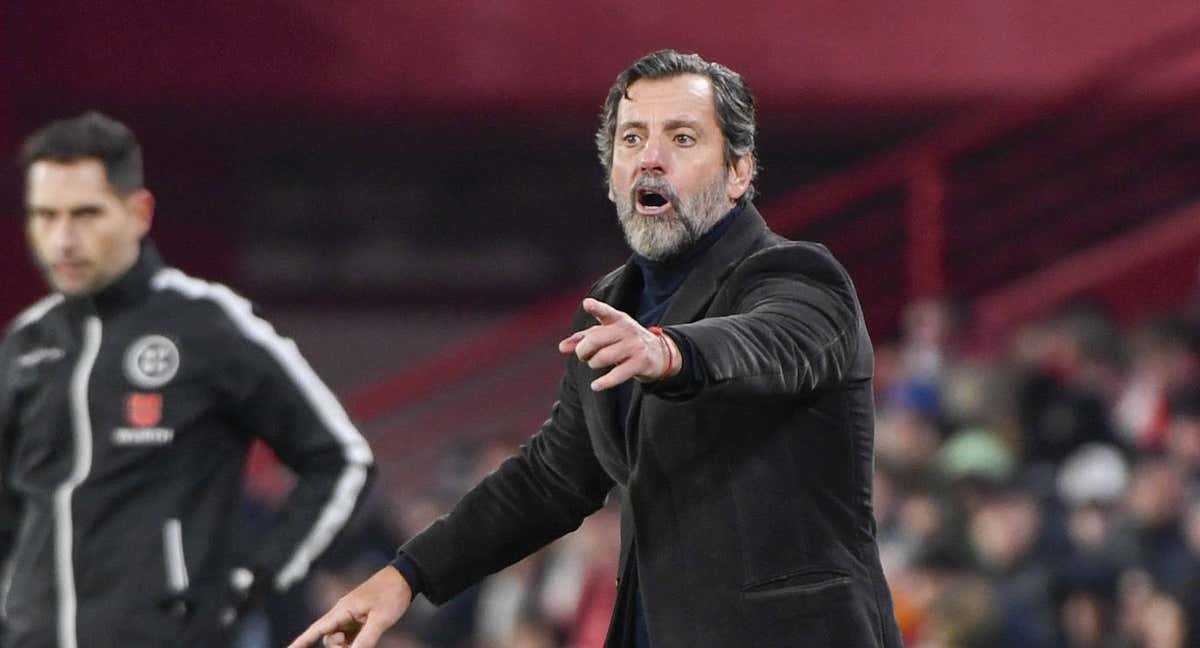 Quique Sánchez Flores durante un partido del Sevilla./EFE