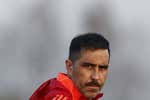 Claudio Bravo regresa con Chile y eleva el debate en la portería del Betis