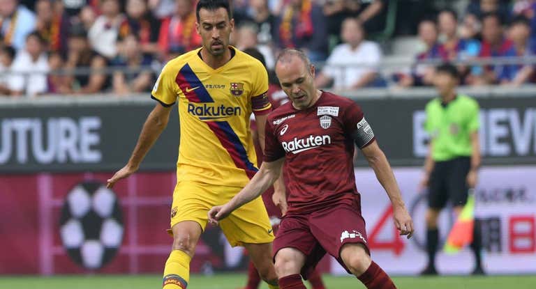 Iniesta en un amistoso entre el FC Barcelona y el Vissel Kobe.