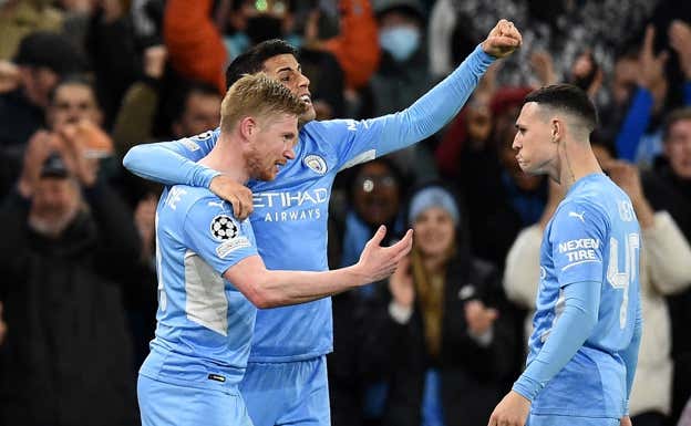 Cancelo durante su etapa en el Manchester City.  AFP