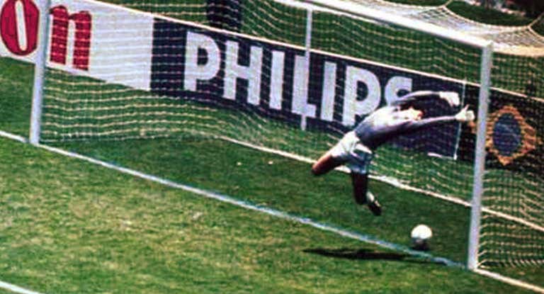 El gol que no subió al marcador de Michel cante Brasil en 1986.