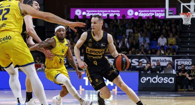 Marcelinho Huertas, «el chaval que salió de Brasil» y jugó con Kobe Bryant ya es el rey de asistencias de la ACB