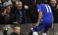 El 'fin' de los recogepelotas en la Premier League: no podrán devolverle el balón a los jugadores