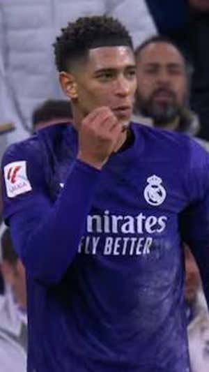 Bellingham hace el gesto de la cremallera contra el Athletic. DAZN