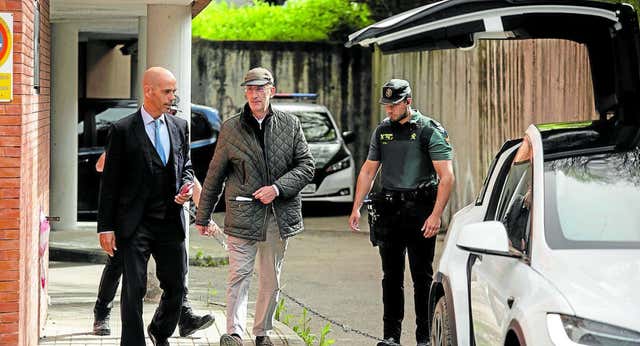 Una conversación del cerebro del Rubialismo desvela una maniobra para aupar a Rocha en la RFEF