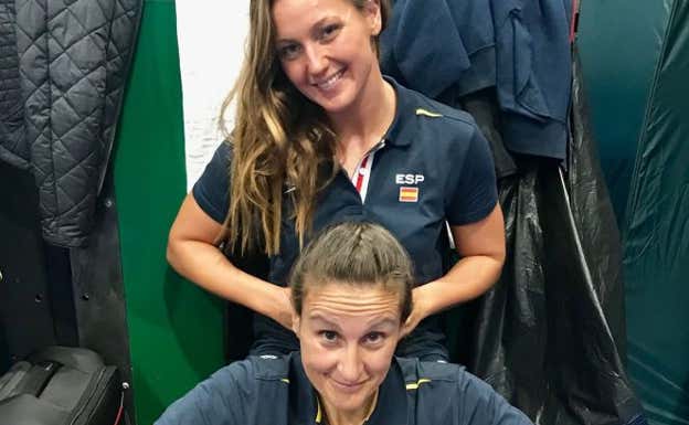 Melani Costa y Mónica Solana.  MONICA SOLANA