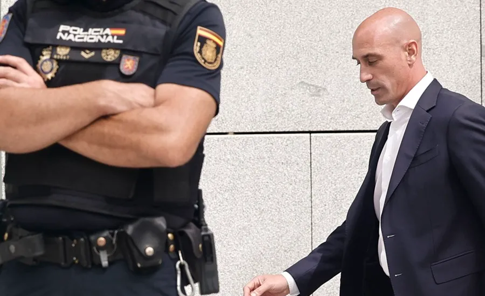 Así hemos contado el regreso de Luis Rubiales a España