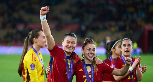 María Méndez habla en pasado del Levante, pero sigue sin soltar prenda sobre su futuro madridista: «A día de hoy, no os puedo decir nada»