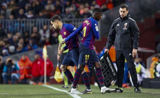 Coutinho entra en lugar de Dembélé. AFP