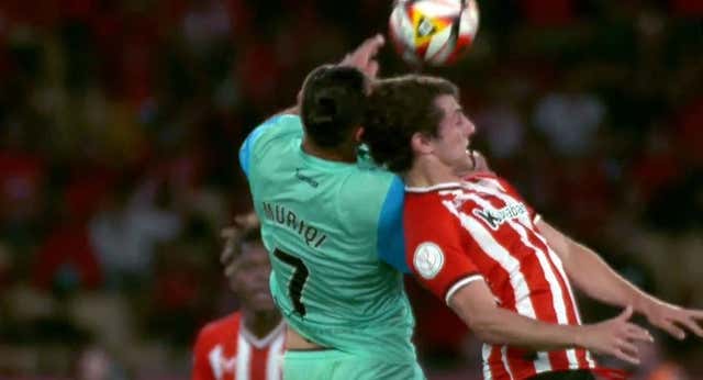 Unai Gómez, el ‘Stallone’ del Athletic y una epopeya a base de grapas en la cabeza: «Con la felicidad casi ni lo noto»