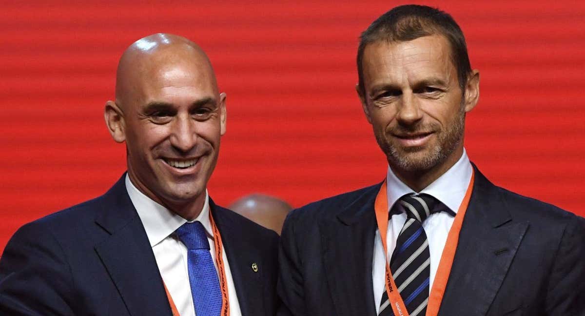 El expresidente de la RFEF, Luis Rubiales, y el presidente de UEFA, Aleksander Ceferin.