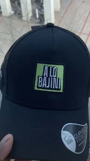 La gorra que ideó Iñaki y diseñaron para la celebración. Instagram