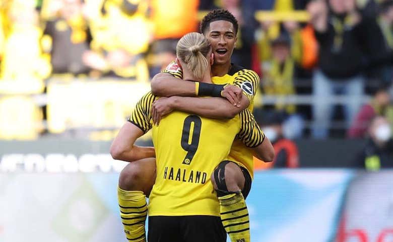 Ambos futbolistas forjaron una fuerte amistad en Dortmund.  GETTY