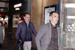 El Sevilla ya empieza los recortes: prescinde de Fernando Navarro y Emilio de Dios