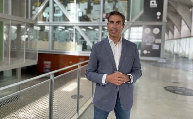 Raúl Valencia. STRATEGO CyC