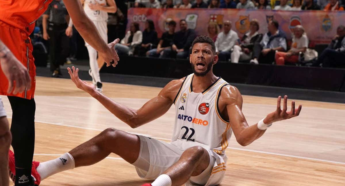 Edy Tavares, en un partido esta temporada. /ACB PHOTO/MARIANO POZO