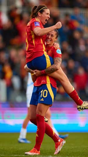 Mariona celebra su gol ante la República Checa.  RFEF