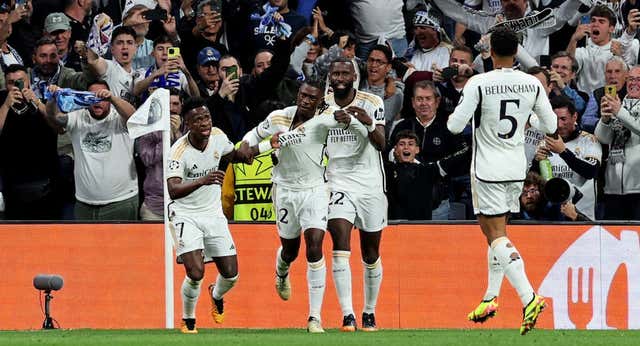 Partido monumental: remontada del Real Madrid en 113 segundos, el City se la devuelve en cuatro minutos, misil de Valverde…