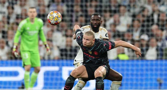 Rüdiger, el ‘ojito derecho’ del Bernabéu, volvió a secar a un enfadado Haaland: «Estaba un poco frustrado»