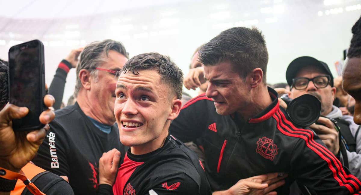 Florian Wirtz, en la celebración de la Bundesliga./BAYER LEVERKUSEN