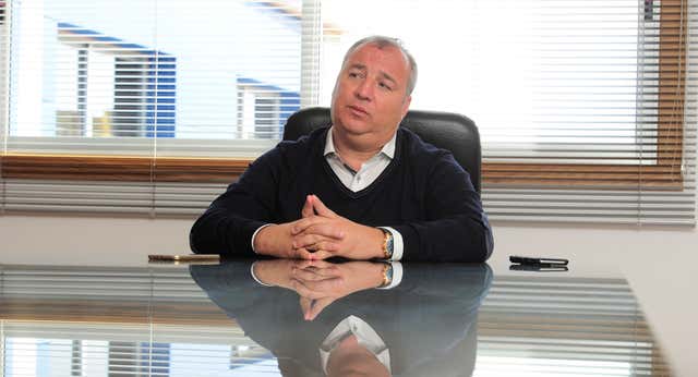 El presidente de Las Palmas se defiende de los culebrones de Sergi Cardona y Valles: “Que no se nos tome por tontos”