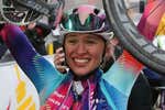 La increíble historia de Kasia Niewiadoma: gana la Flecha Valona y celebra una victoria... ¡cinco años después!