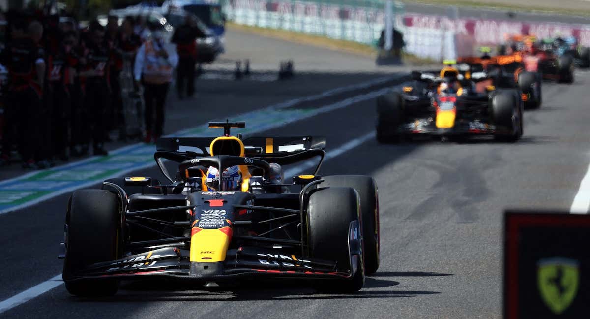 Max Verstappen es el principal favorito para llevarse la primera carrera al sprint del año./REUTERS